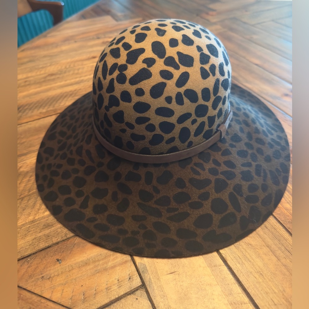 GORGEOUS 100% WOOL PHENIX LEOPARD SUN HAT